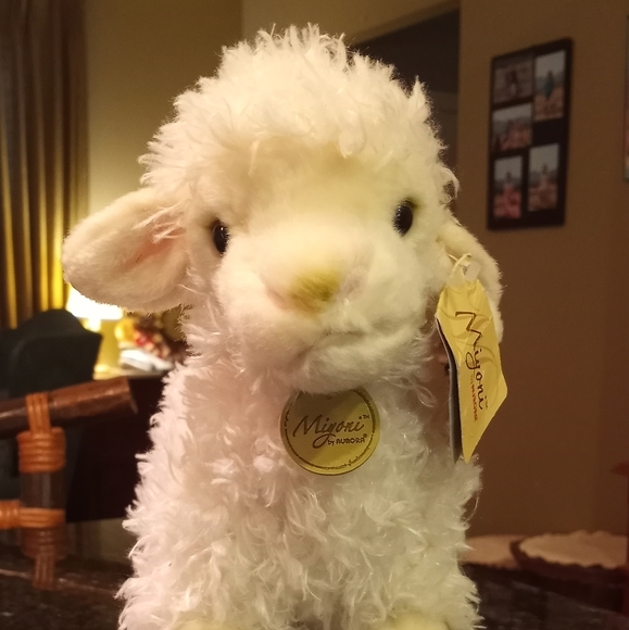 Stuffed Lamb - Picture 3 of 3